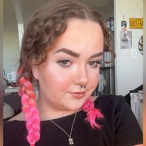 Meet your Posher, Sidney